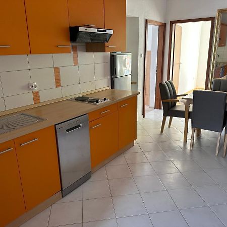 Апартаменти App 4 - 6 Persons Direct On The Seaside, 1St Floor Любач Екстер'єр фото