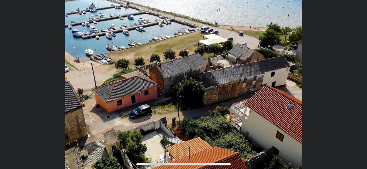 Апартаменти App 4 - 6 Persons Direct On The Seaside, 1St Floor Любач Екстер'єр фото